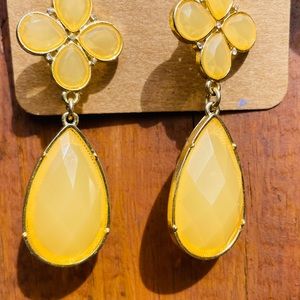 Yellow (pale amber) teardrop earrings